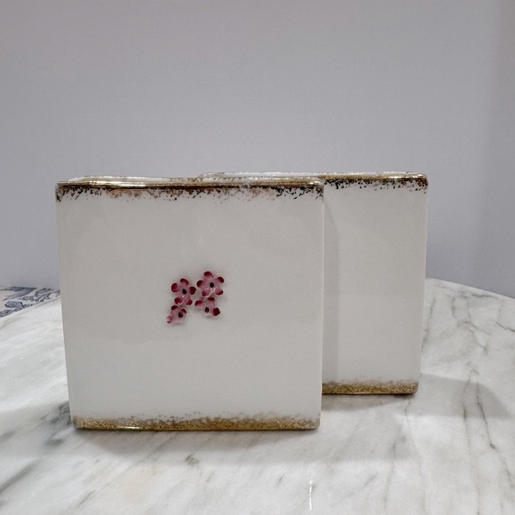 Floral Ceramic mid century planter trinket dish with Gold Trim - Picture 10 of 11